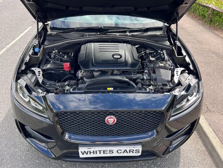 Jaguar F-Pace 2.0 D180 R-Sport Auto AWD Euro 6 (s/s) 5dr 37