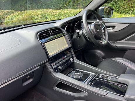 Jaguar F-Pace 2.0 D180 R-Sport Auto AWD Euro 6 (s/s) 5dr 21