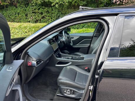 Jaguar F-Pace 2.0 D180 R-Sport Auto AWD Euro 6 (s/s) 5dr 26