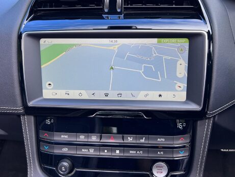 Jaguar F-Pace 2.0 D180 R-Sport Auto AWD Euro 6 (s/s) 5dr 17