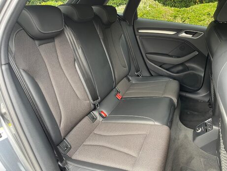Audi A3 1.5 TFSI CoD 35 Black Edition Sportback Euro 6 (s/s) 5dr 20