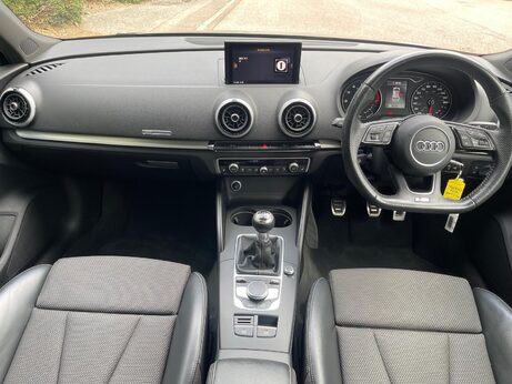 Audi A3 1.5 TFSI CoD 35 Black Edition Sportback Euro 6 (s/s) 5dr 12