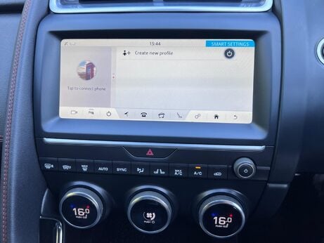 Jaguar E-Pace 2.0 D180 Chequered Flag Auto AWD Euro 6 (s/s) 5dr 69