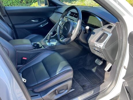 Jaguar E-Pace 2.0 D180 Chequered Flag Auto AWD Euro 6 (s/s) 5dr 11