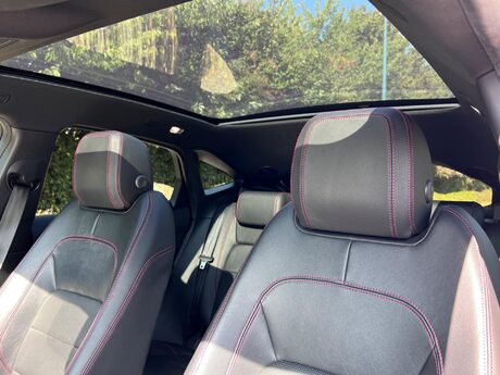 Jaguar E-Pace 2.0 D180 Chequered Flag Auto AWD Euro 6 (s/s) 5dr 4