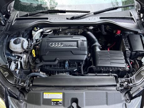Audi TT 2.0 TFSI S line S Tronic Euro 6 (s/s) 3dr 25