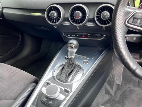 Audi TT 2.0 TFSI S line S Tronic quattro Euro 6 (s/s) 3dr 21