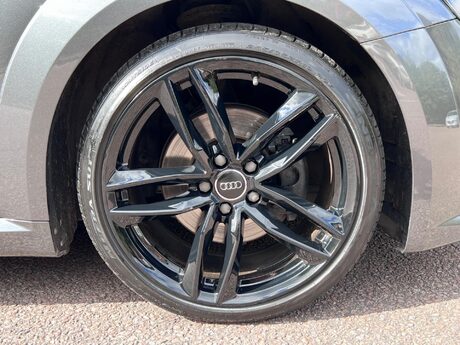 Audi TT 2.0 TFSI S line S Tronic quattro Euro 6 (s/s) 3dr 44