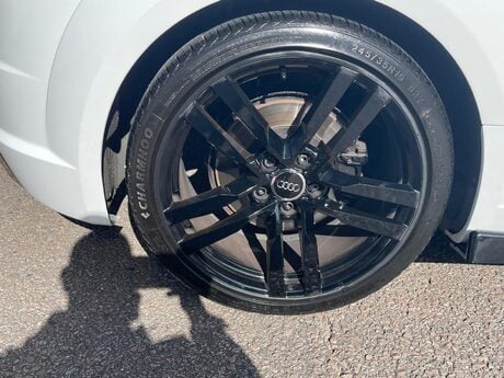 Audi TT 2.0 TFSI S line S Tronic quattro Euro 6 (s/s) 3dr 30