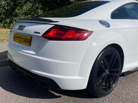 Audi TT 2.0 TFSI S line S Tronic quattro Euro 6 (s/s) 3dr 40