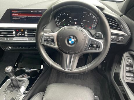 BMW 1 Series 1.5 118i M Sport Euro 6 (s/s) 5dr 55