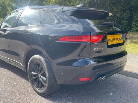 Jaguar F-Pace 2.0 D180 R-Sport Auto AWD Euro 6 (s/s) 5dr 32