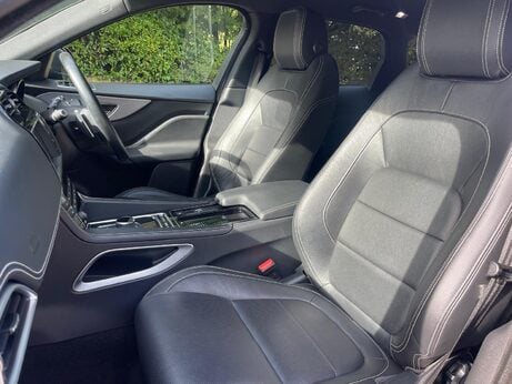 Jaguar F-Pace 2.0 D180 R-Sport Auto AWD Euro 6 (s/s) 5dr 46