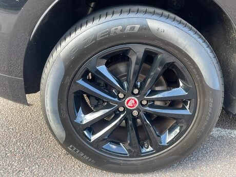 Jaguar F-Pace 2.0 D180 R-Sport Auto AWD Euro 6 (s/s) 5dr 27
