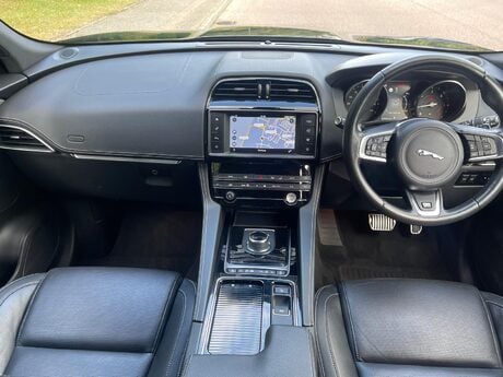 Jaguar F-Pace 2.0 D180 R-Sport Auto AWD Euro 6 (s/s) 5dr 13