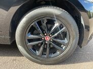 Jaguar F-Pace 2.0 D180 R-Sport Auto AWD Euro 6 (s/s) 5dr 30