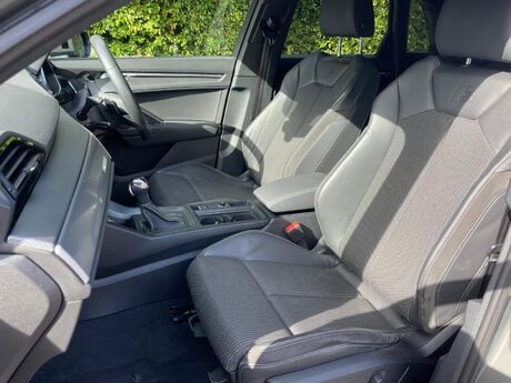 Audi Q3 1.5 TFSI CoD 35 S line S Tronic Euro 6 (s/s) 5dr 26