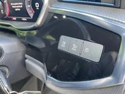Audi Q3 1.5 TFSI CoD 35 S line S Tronic Euro 6 (s/s) 5dr 64