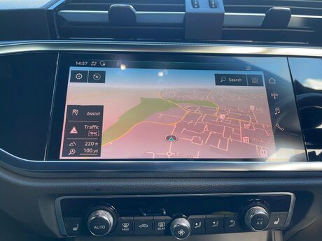 Audi Q3 1.5 TFSI CoD 35 S line S Tronic Euro 6 (s/s) 5dr 22