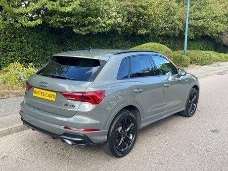 Audi Q3 1.5 TFSI CoD 35 S line S Tronic Euro 6 (s/s) 5dr 36