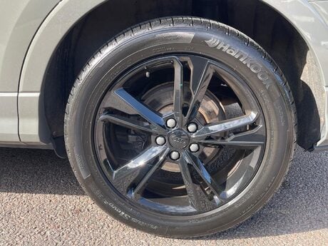 Audi Q3 1.5 TFSI CoD 35 S line S Tronic Euro 6 (s/s) 5dr 55
