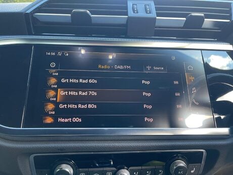 Audi Q3 1.5 TFSI CoD 35 S line S Tronic Euro 6 (s/s) 5dr 57