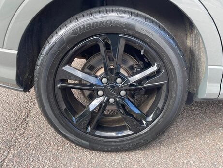 Audi Q3 1.5 TFSI CoD 35 S line S Tronic Euro 6 (s/s) 5dr 53