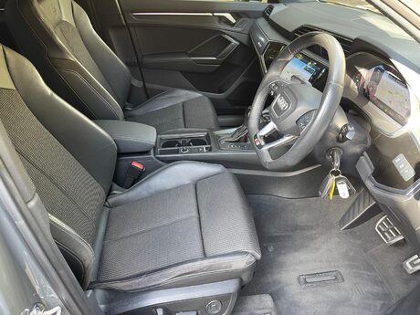 Audi Q3 1.5 TFSI CoD 35 S line S Tronic Euro 6 (s/s) 5dr 41