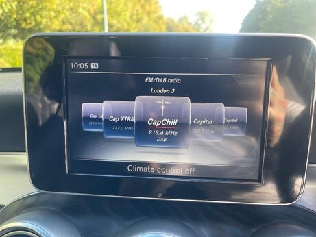 Mercedes-Benz C Class 2.1 C220d AMG Line (Premium) G-Tronic+ Euro 6 (s/s) 2dr 46