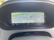 Jaguar E-Pace 2.0 P300 R-Dynamic HSE Auto AWD Euro 6 (s/s) 5dr 11