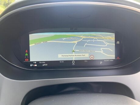 Jaguar E-Pace 2.0 P300 R-Dynamic HSE Auto AWD Euro 6 (s/s) 5dr 11