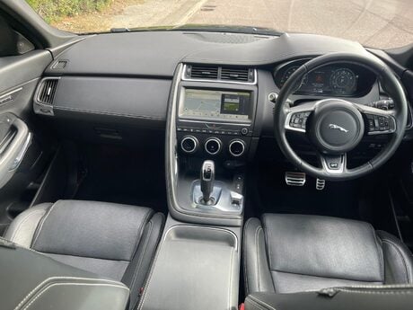 Jaguar E-Pace 2.0 P300 R-Dynamic HSE Auto AWD Euro 6 (s/s) 5dr 17