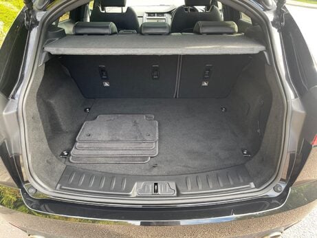 Jaguar E-Pace 2.0 P300 R-Dynamic HSE Auto AWD Euro 6 (s/s) 5dr 28
