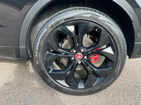 Jaguar E-Pace 2.0 P300 R-Dynamic HSE Auto AWD Euro 6 (s/s) 5dr 56