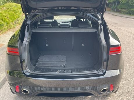 Jaguar E-Pace 2.0 P300 R-Dynamic HSE Auto AWD Euro 6 (s/s) 5dr 27