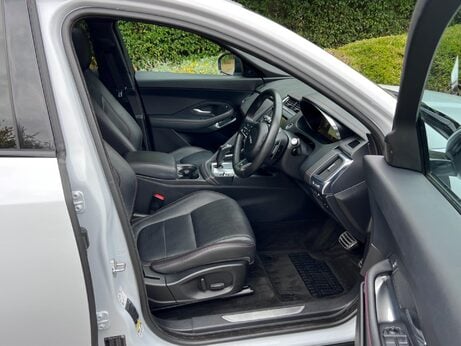 Jaguar E-Pace 2.0 D180 Chequered Flag Auto AWD Euro 6 (s/s) 5dr 12