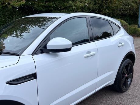 Jaguar E-Pace 2.0 D180 Chequered Flag Auto AWD Euro 6 (s/s) 5dr 11