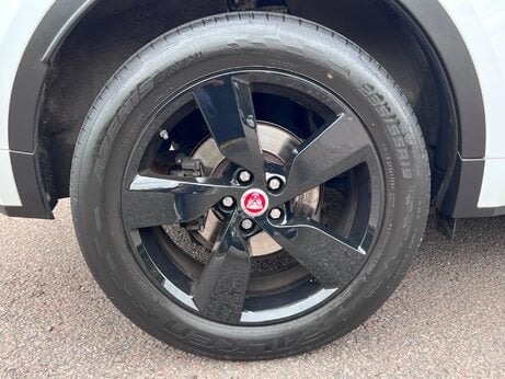Jaguar E-Pace 2.0 D180 Chequered Flag Auto AWD Euro 6 (s/s) 5dr 51