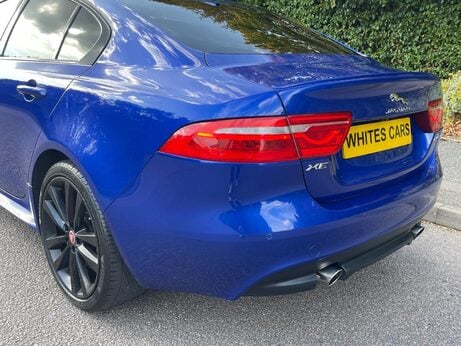 Jaguar XE 2.0i R-Sport Saloon 4dr Petrol Auto Euro 6 (s/s) (200 ps) 27
