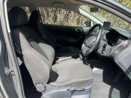 SEAT Ibiza 1.2 TSI FR Sport Coupe Euro 5 3dr 51