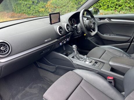 Audi A3 1.5 TFSI CoD 35 Black Edition Sportback S Tronic Euro 6 (s/s) 5dr 22