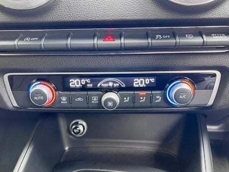Audi A3 1.5 TFSI CoD 35 Black Edition Sportback S Tronic Euro 6 (s/s) 5dr 25