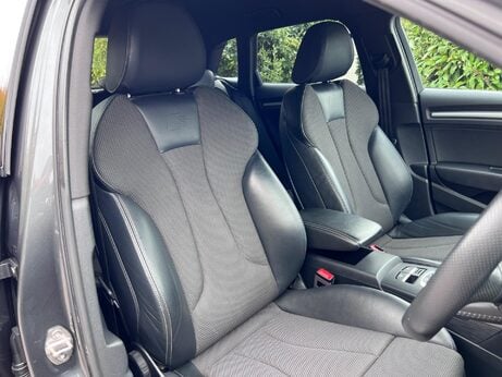 Audi A3 1.5 TFSI CoD 35 Black Edition Sportback S Tronic Euro 6 (s/s) 5dr 12