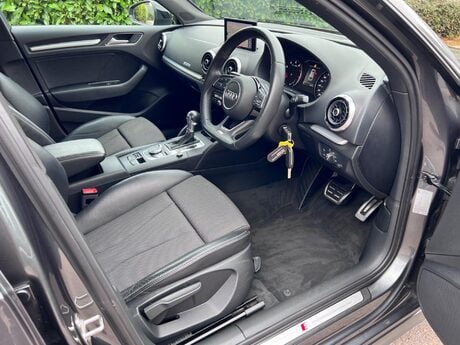Audi A3 1.5 TFSI CoD 35 Black Edition Sportback S Tronic Euro 6 (s/s) 5dr 74