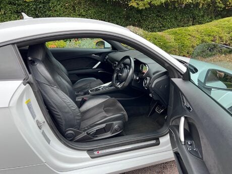 Audi TT 2.0 TFSI S line S Tronic quattro Euro 6 (s/s) 3dr 16