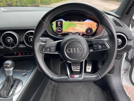 Audi TT 2.0 TFSI S line S Tronic quattro Euro 6 (s/s) 3dr 5