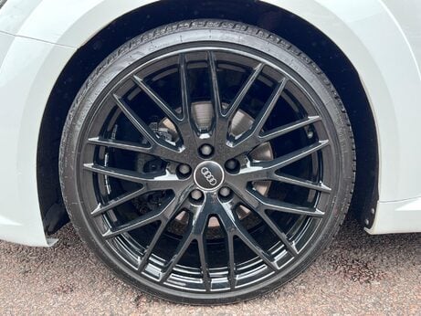 Audi TT 2.0 TFSI S line S Tronic quattro Euro 6 (s/s) 3dr 31