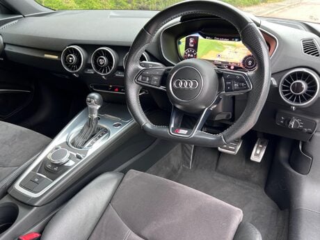 Audi TT 2.0 TFSI S line S Tronic quattro Euro 6 (s/s) 3dr 77