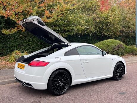 Audi TT 2.0 TFSI S line S Tronic quattro Euro 6 (s/s) 3dr 52