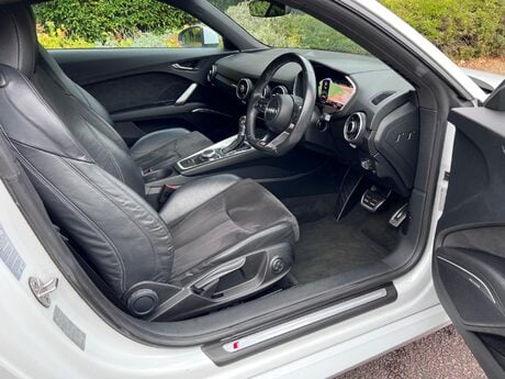 Audi TT 2.0 TFSI S line S Tronic quattro Euro 6 (s/s) 3dr 63